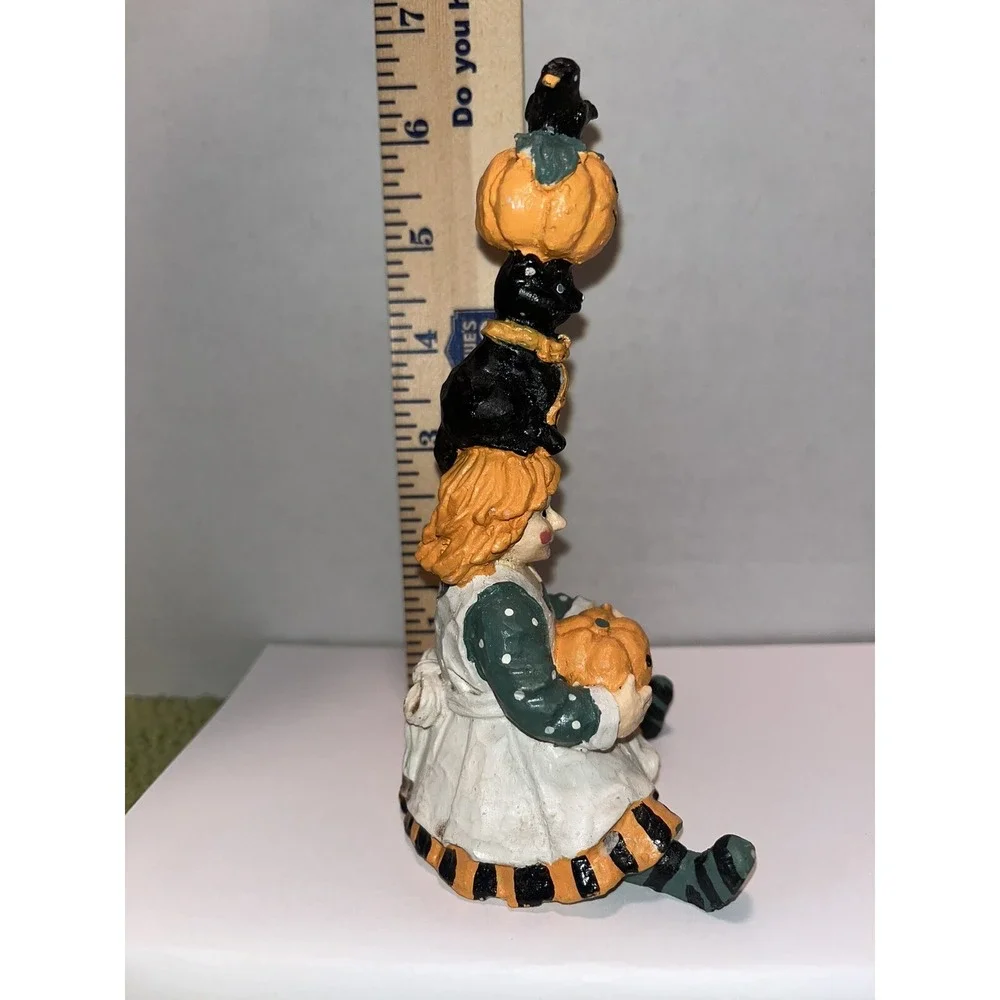 halloween figurine ,pumpkin‎ patch girl, black cat , 6 inches